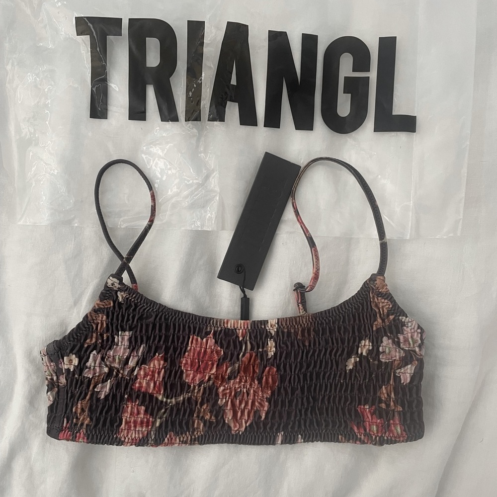 NWT Triangl Wild Rose Bikini Top